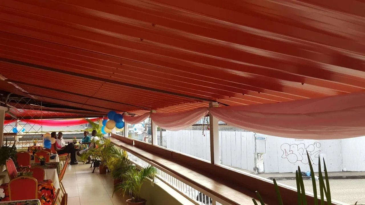 Guest house La Calypso Hotel Boissiere Village Trinidad And Tobago